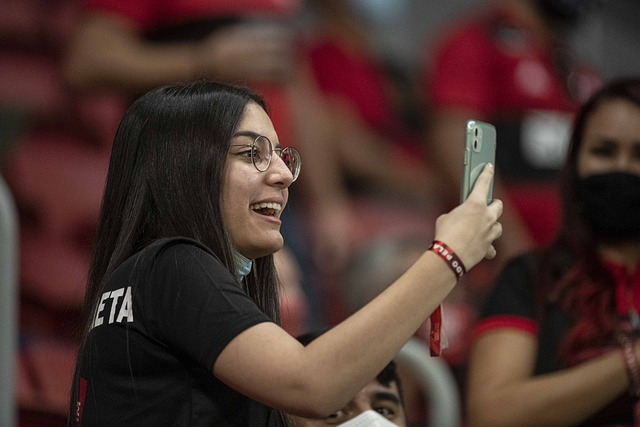 足球无疑翻 足球无疑翻